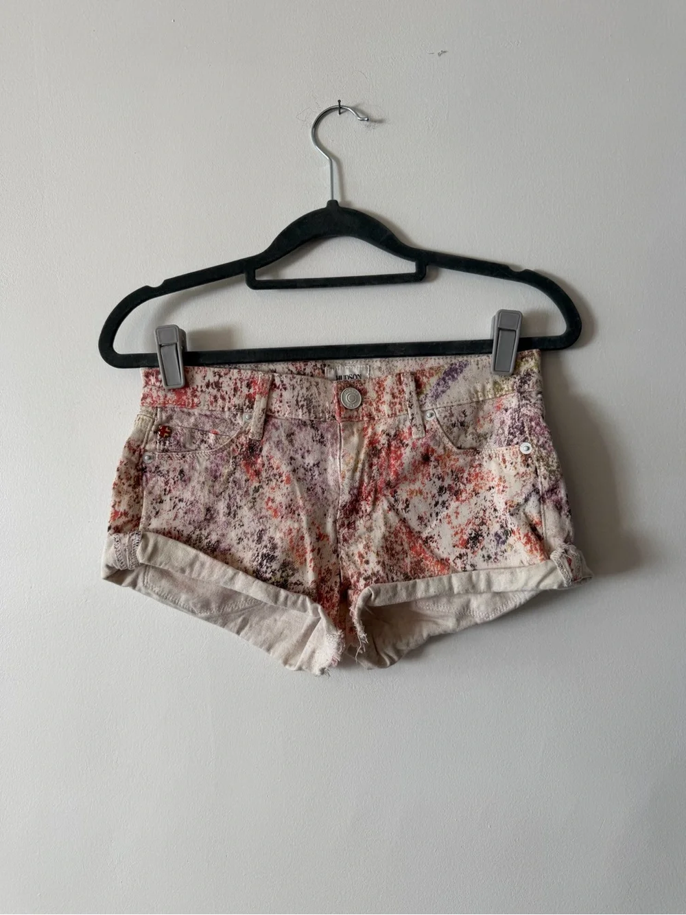 Hudson Jean Shorts Casual Women’s Splatter-Print Denim Shorts Cream and Red 25